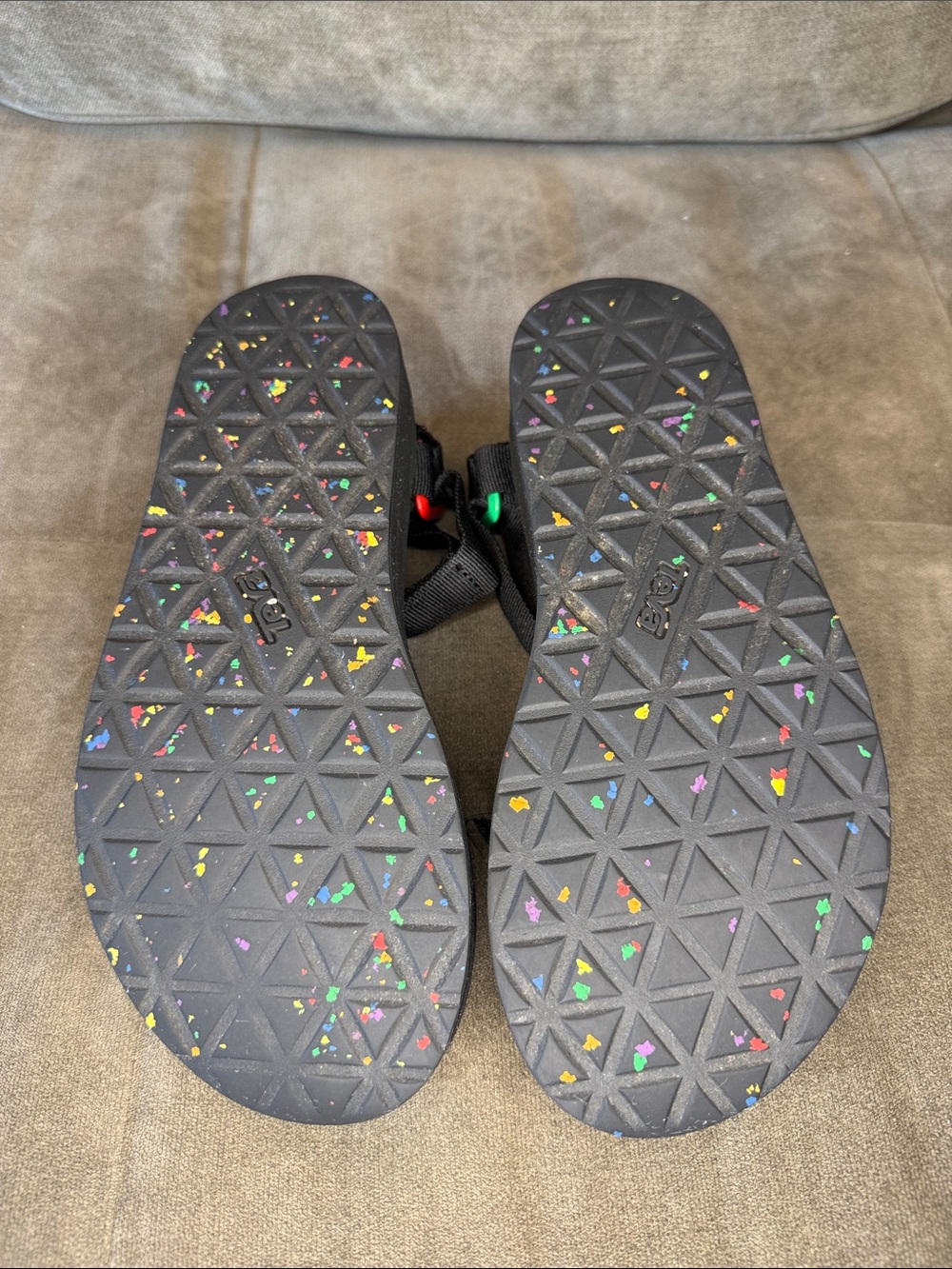Teva Midform Universal Black Sandals with Metallic Rainbow Strap and - Picture 10 of 10